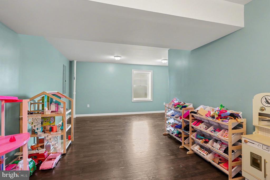 11347 ALVIN LN, CULPEPER, Virginia 22701, 4 Bedrooms Bedrooms, ,3 BathroomsBathrooms,Residential,11347 ALVIN LN,VACU2012900 MLS # VACU2012900