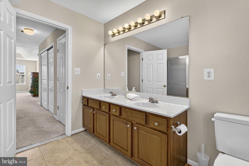 742 BLOSSOM TREE RD, CULPEPER, Virginia 22701, 5 Bedrooms Bedrooms, ,2 BathroomsBathrooms,Residential,742 BLOSSOM TREE RD,VACU2013012 MLS # VACU2013012