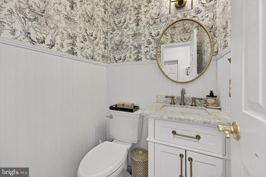 6576 TIMOTHY LN, WARRENTON, Virginia 20186, 5 Bedrooms Bedrooms, ,3 BathroomsBathrooms,Residential,6576 TIMOTHY LN,VAFQ2019322 MLS # VAFQ2019322