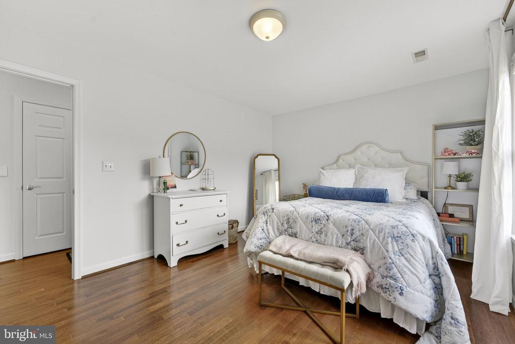 6576 TIMOTHY LN, WARRENTON, Virginia 20186, 5 Bedrooms Bedrooms, ,3 BathroomsBathrooms,Residential,6576 TIMOTHY LN,VAFQ2019322 MLS # VAFQ2019322