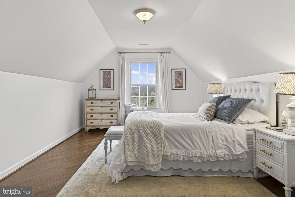 6576 TIMOTHY LN, WARRENTON, Virginia 20186, 5 Bedrooms Bedrooms, ,3 BathroomsBathrooms,Residential,6576 TIMOTHY LN,VAFQ2019322 MLS # VAFQ2019322