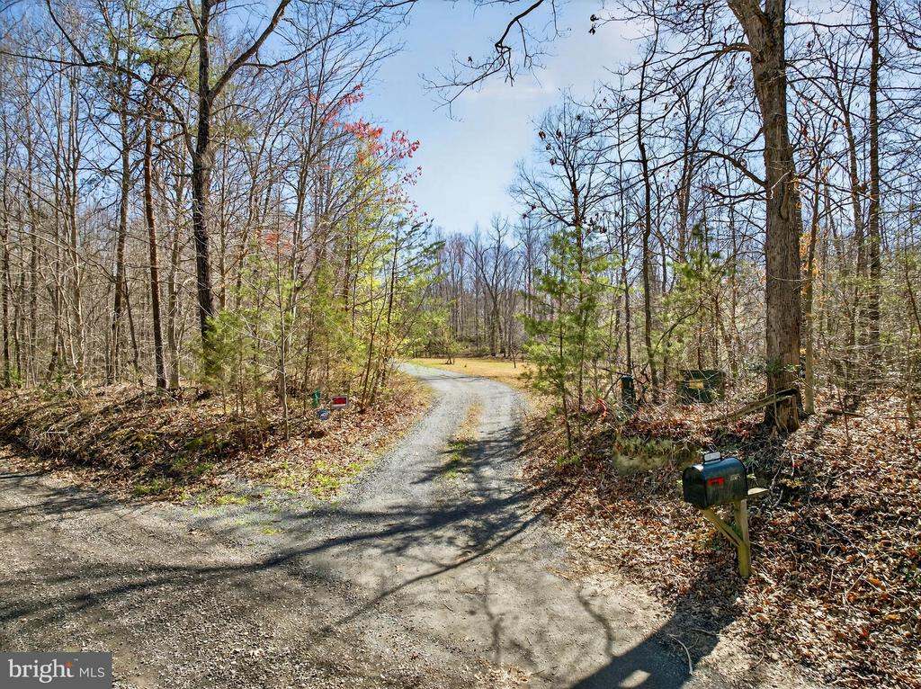 34254 RICHARDS FERRY RD, RICHARDSVILLE, Virginia 22736, 3 Bedrooms Bedrooms, ,2 BathroomsBathrooms,Residential,34254 RICHARDS FERRY RD,VACU2013064 MLS # VACU2013064