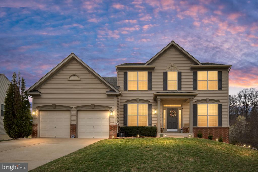 10522 ASPEN HIGHLANDS DR, SPOTSYLVANIA, Virginia 22553, 5 Bedrooms Bedrooms, ,3 BathroomsBathrooms,Residential,10522 ASPEN HIGHLANDS DR,VASP2040292 MLS # VASP2040292