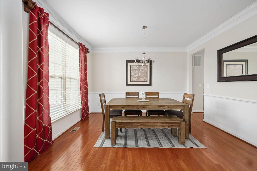 10522 ASPEN HIGHLANDS DR, SPOTSYLVANIA, Virginia 22553, 5 Bedrooms Bedrooms, ,3 BathroomsBathrooms,Residential,10522 ASPEN HIGHLANDS DR,VASP2040292 MLS # VASP2040292