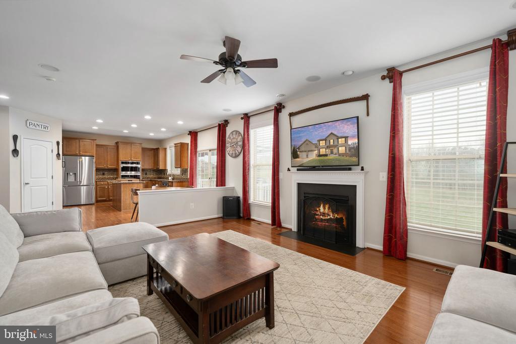 10522 ASPEN HIGHLANDS DR, SPOTSYLVANIA, Virginia 22553, 5 Bedrooms Bedrooms, ,3 BathroomsBathrooms,Residential,10522 ASPEN HIGHLANDS DR,VASP2040292 MLS # VASP2040292