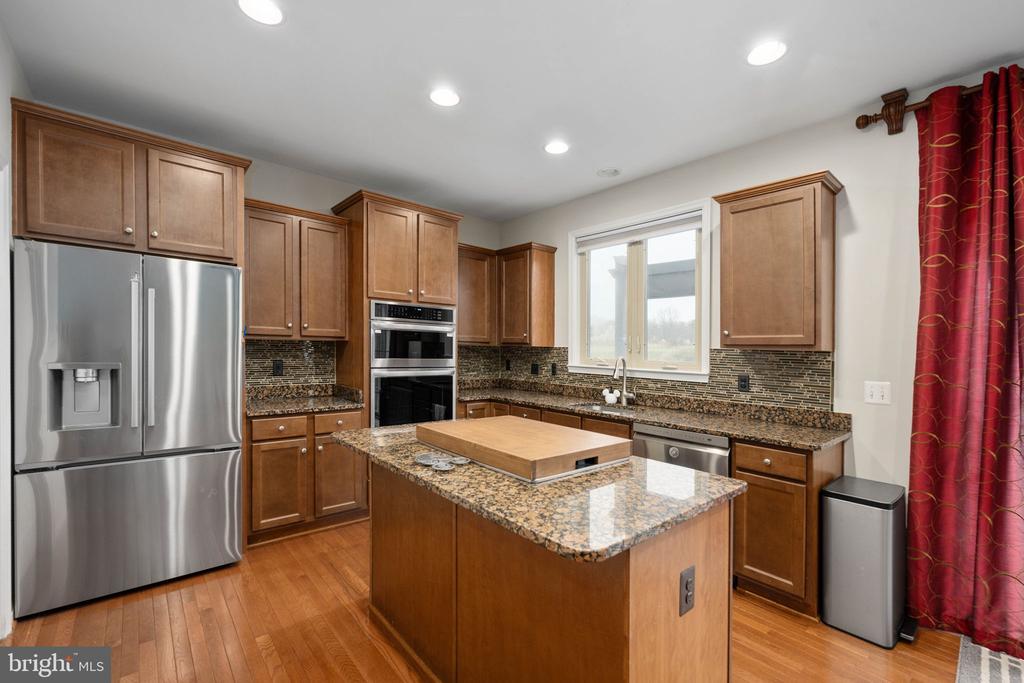 10522 ASPEN HIGHLANDS DR, SPOTSYLVANIA, Virginia 22553, 5 Bedrooms Bedrooms, ,3 BathroomsBathrooms,Residential,10522 ASPEN HIGHLANDS DR,VASP2040292 MLS # VASP2040292