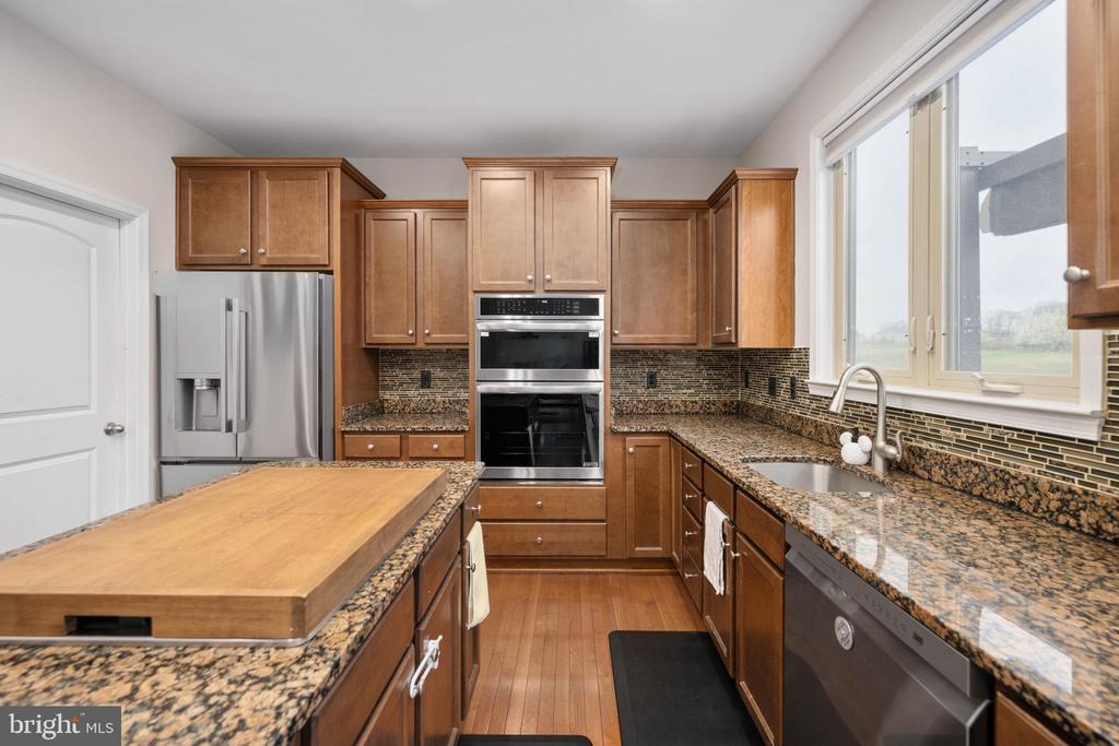 10522 ASPEN HIGHLANDS DR, SPOTSYLVANIA, Virginia 22553, 5 Bedrooms Bedrooms, ,3 BathroomsBathrooms,Residential,10522 ASPEN HIGHLANDS DR,VASP2040292 MLS # VASP2040292