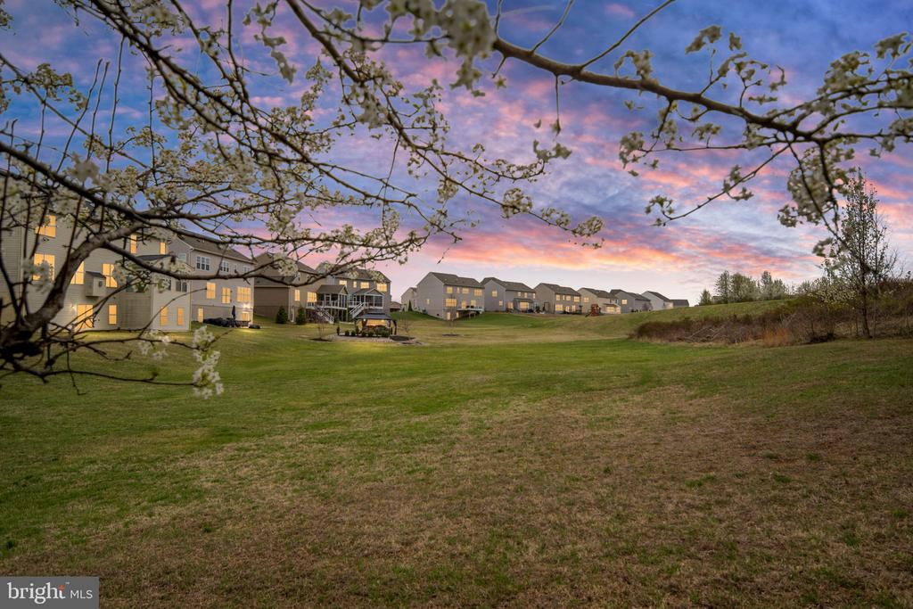 10522 ASPEN HIGHLANDS DR, SPOTSYLVANIA, Virginia 22553, 5 Bedrooms Bedrooms, ,3 BathroomsBathrooms,Residential,10522 ASPEN HIGHLANDS DR,VASP2040292 MLS # VASP2040292