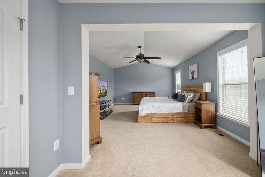 10522 ASPEN HIGHLANDS DR, SPOTSYLVANIA, Virginia 22553, 5 Bedrooms Bedrooms, ,3 BathroomsBathrooms,Residential,10522 ASPEN HIGHLANDS DR,VASP2040292 MLS # VASP2040292