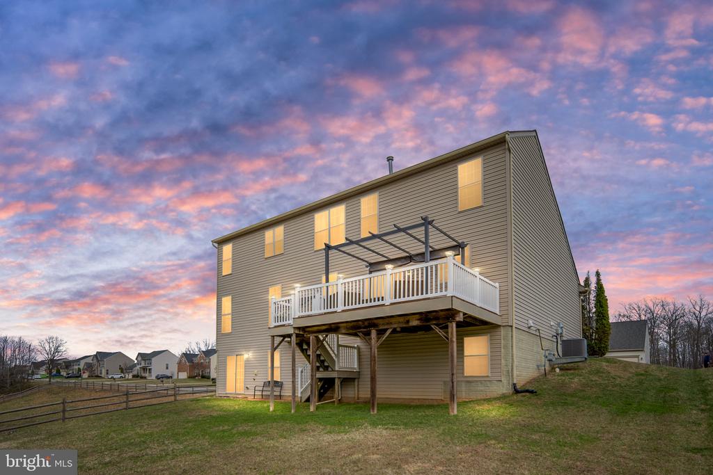 10522 ASPEN HIGHLANDS DR, SPOTSYLVANIA, Virginia 22553, 5 Bedrooms Bedrooms, ,3 BathroomsBathrooms,Residential,10522 ASPEN HIGHLANDS DR,VASP2040292 MLS # VASP2040292