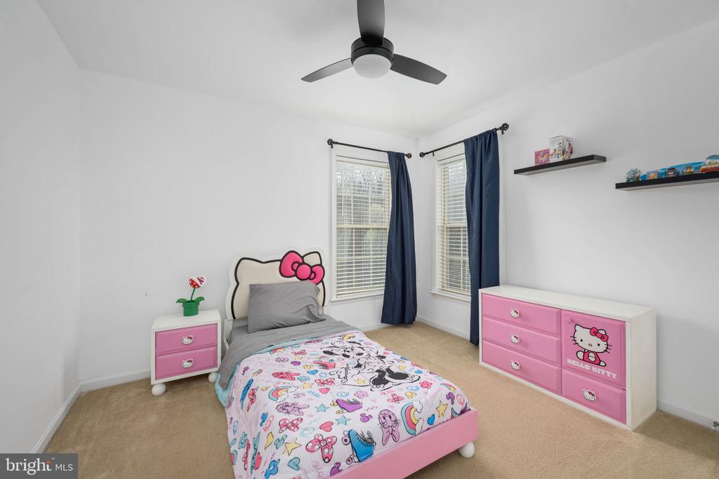 10522 ASPEN HIGHLANDS DR, SPOTSYLVANIA, Virginia 22553, 5 Bedrooms Bedrooms, ,3 BathroomsBathrooms,Residential,10522 ASPEN HIGHLANDS DR,VASP2040292 MLS # VASP2040292