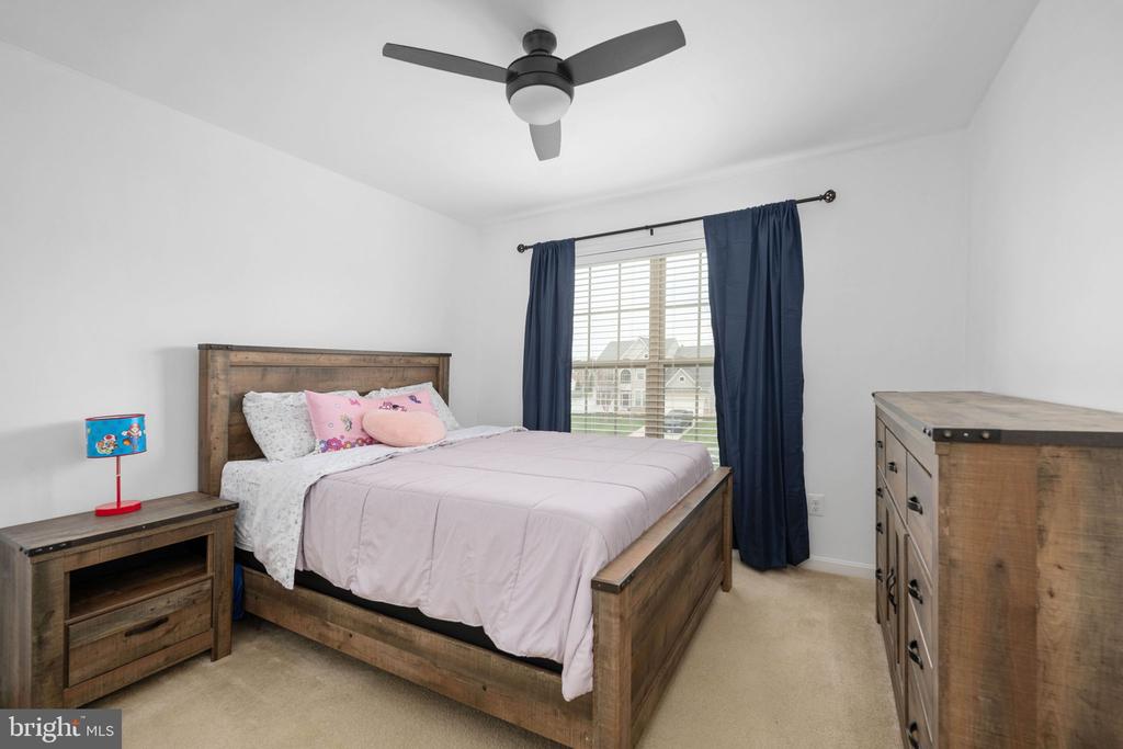 10522 ASPEN HIGHLANDS DR, SPOTSYLVANIA, Virginia 22553, 5 Bedrooms Bedrooms, ,3 BathroomsBathrooms,Residential,10522 ASPEN HIGHLANDS DR,VASP2040292 MLS # VASP2040292