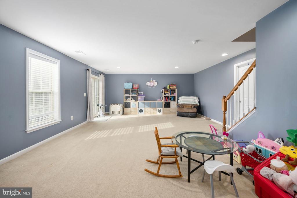 10522 ASPEN HIGHLANDS DR, SPOTSYLVANIA, Virginia 22553, 5 Bedrooms Bedrooms, ,3 BathroomsBathrooms,Residential,10522 ASPEN HIGHLANDS DR,VASP2040292 MLS # VASP2040292