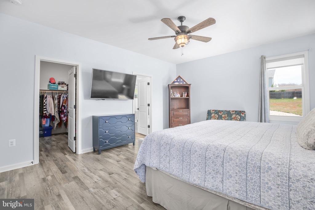 9564 BLACKBIRD LOOP, CULPEPER, Virginia 22701, 4 Bedrooms Bedrooms, ,3 BathroomsBathrooms,Residential,9564 BLACKBIRD LOOP,VACU2012940 MLS # VACU2012940