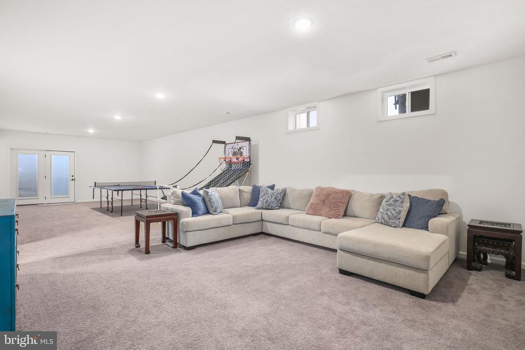 9564 BLACKBIRD LOOP, CULPEPER, Virginia 22701, 4 Bedrooms Bedrooms, ,3 BathroomsBathrooms,Residential,9564 BLACKBIRD LOOP,VACU2012940 MLS # VACU2012940