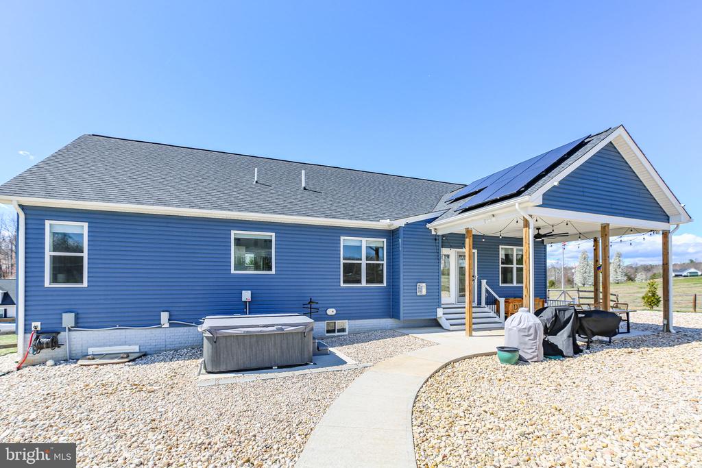 9564 BLACKBIRD LOOP, CULPEPER, Virginia 22701, 4 Bedrooms Bedrooms, ,3 BathroomsBathrooms,Residential,9564 BLACKBIRD LOOP,VACU2012940 MLS # VACU2012940