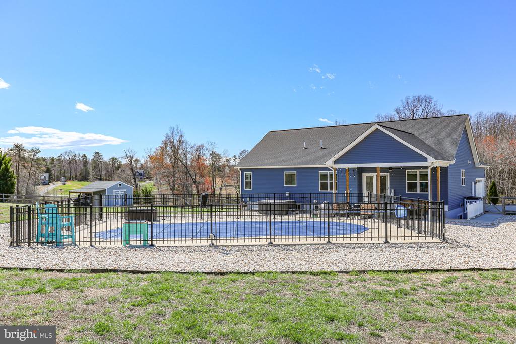 9564 BLACKBIRD LOOP, CULPEPER, Virginia 22701, 4 Bedrooms Bedrooms, ,3 BathroomsBathrooms,Residential,9564 BLACKBIRD LOOP,VACU2012940 MLS # VACU2012940