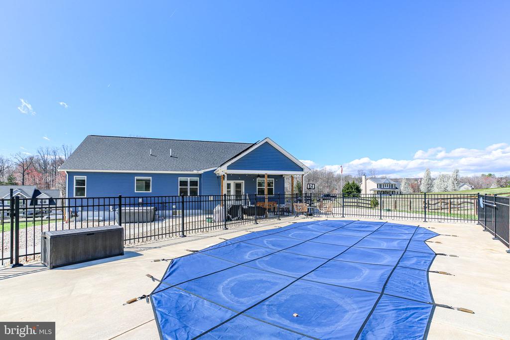 9564 BLACKBIRD LOOP, CULPEPER, Virginia 22701, 4 Bedrooms Bedrooms, ,3 BathroomsBathrooms,Residential,9564 BLACKBIRD LOOP,VACU2012940 MLS # VACU2012940