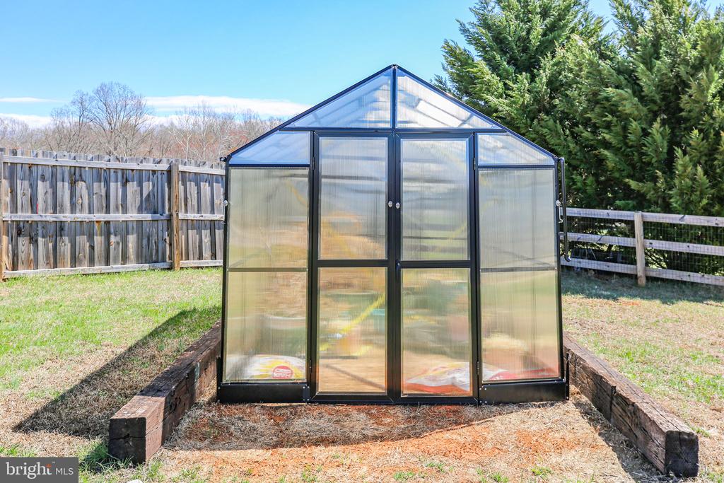 9564 BLACKBIRD LOOP, CULPEPER, Virginia 22701, 4 Bedrooms Bedrooms, ,3 BathroomsBathrooms,Residential,9564 BLACKBIRD LOOP,VACU2012940 MLS # VACU2012940