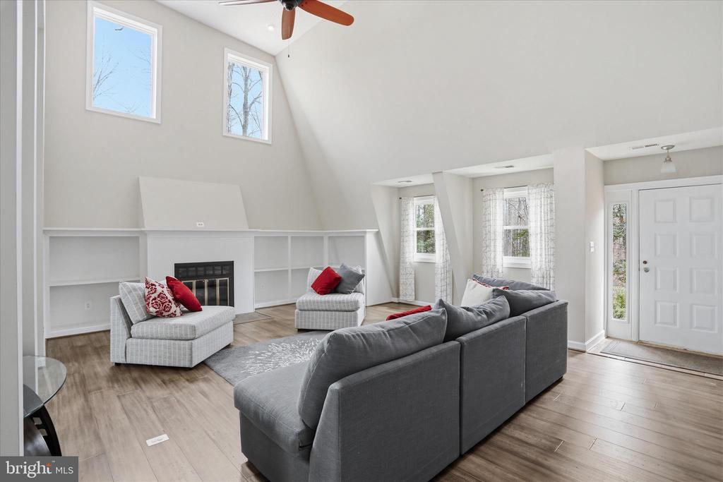 12 RIVER BLUFFS DR, FREDERICKSBURG, Virginia 22407, 4 Bedrooms Bedrooms, ,2 BathroomsBathrooms,Residential,12 RIVER BLUFFS DR,VASP2040122 MLS # VASP2040122 12 RIVER BLUFFS DR, FREDERICKSBURG, Virginia 22407, 4 Bedrooms Bedrooms, ,2 BathroomsBathrooms,Residential,12 RIVER BLUFFS DR,VASP2040122 MLS # VASP2040122