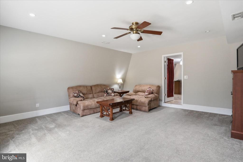 12 RIVER BLUFFS DR, FREDERICKSBURG, Virginia 22407, 4 Bedrooms Bedrooms, ,2 BathroomsBathrooms,Residential,12 RIVER BLUFFS DR,VASP2040122 MLS # VASP2040122 12 RIVER BLUFFS DR, FREDERICKSBURG, Virginia 22407, 4 Bedrooms Bedrooms, ,2 BathroomsBathrooms,Residential,12 RIVER BLUFFS DR,VASP2040122 MLS # VASP2040122