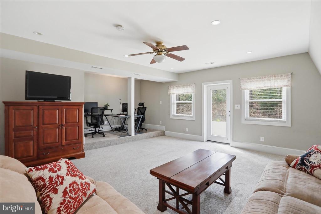 12 RIVER BLUFFS DR, FREDERICKSBURG, Virginia 22407, 4 Bedrooms Bedrooms, ,2 BathroomsBathrooms,Residential,12 RIVER BLUFFS DR,VASP2040122 MLS # VASP2040122 12 RIVER BLUFFS DR, FREDERICKSBURG, Virginia 22407, 4 Bedrooms Bedrooms, ,2 BathroomsBathrooms,Residential,12 RIVER BLUFFS DR,VASP2040122 MLS # VASP2040122