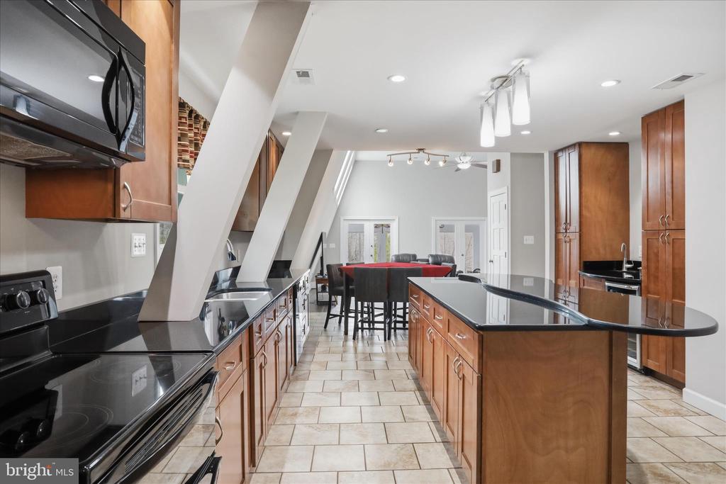 12 RIVER BLUFFS DR, FREDERICKSBURG, Virginia 22407, 4 Bedrooms Bedrooms, ,2 BathroomsBathrooms,Residential,12 RIVER BLUFFS DR,VASP2040122 MLS # VASP2040122 12 RIVER BLUFFS DR, FREDERICKSBURG, Virginia 22407, 4 Bedrooms Bedrooms, ,2 BathroomsBathrooms,Residential,12 RIVER BLUFFS DR,VASP2040122 MLS # VASP2040122