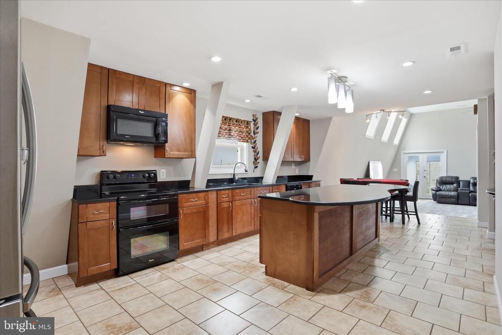 12 RIVER BLUFFS DR, FREDERICKSBURG, Virginia 22407, 4 Bedrooms Bedrooms, ,2 BathroomsBathrooms,Residential,12 RIVER BLUFFS DR,VASP2040122 MLS # VASP2040122 12 RIVER BLUFFS DR, FREDERICKSBURG, Virginia 22407, 4 Bedrooms Bedrooms, ,2 BathroomsBathrooms,Residential,12 RIVER BLUFFS DR,VASP2040122 MLS # VASP2040122