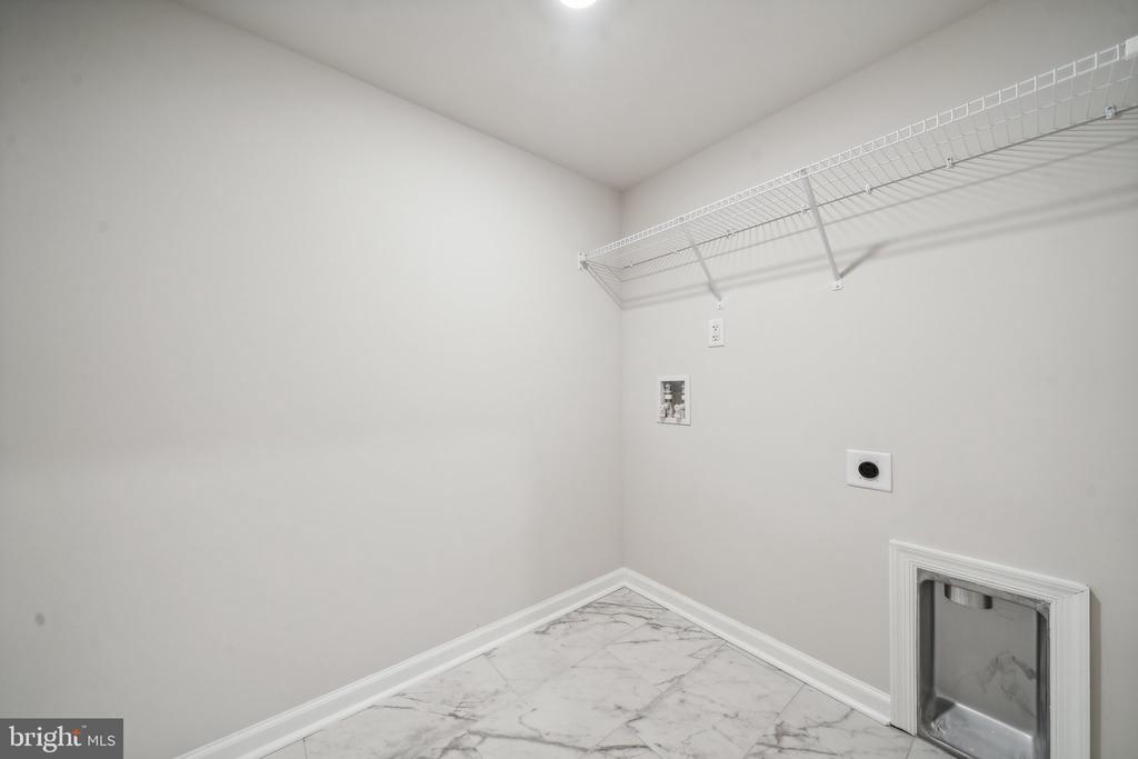 171 LIBERTY LN, KESWICK, Virginia 22947, 4 Bedrooms Bedrooms, ,2 BathroomsBathrooms,Residential,171 LIBERTY LN,VALA2009528 MLS # VALA2009528