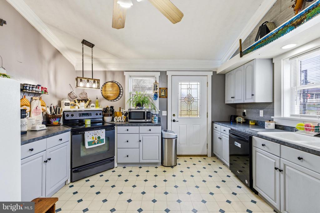 214 CHAPEL RD, STANLEY, Virginia 22851, 3 Bedrooms Bedrooms, ,1 BathroomBathrooms,Residential,214 CHAPEL RD,VAPA2006230 MLS # VAPA2006230 214 CHAPEL RD, STANLEY, Virginia 22851, 3 Bedrooms Bedrooms, ,1 BathroomBathrooms,Residential,214 CHAPEL RD,VAPA2006230 MLS # VAPA2006230