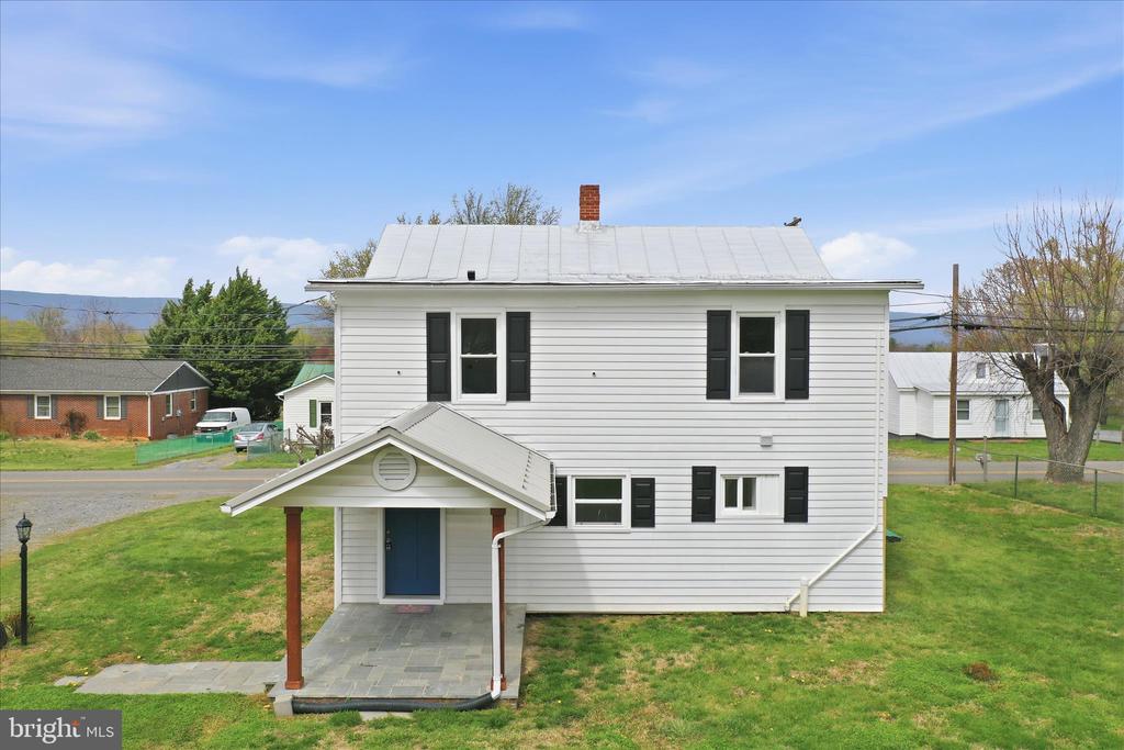 333 HONEYVILLE AVE, STANLEY, Virginia 22851, 3 Bedrooms Bedrooms, ,2 BathroomsBathrooms,Residential,333 HONEYVILLE AVE,VAPA2006196 MLS # VAPA2006196