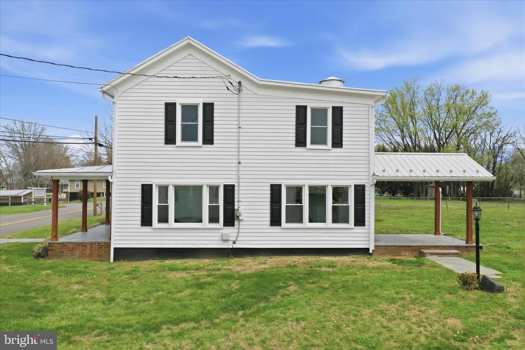 333 HONEYVILLE AVE, STANLEY, Virginia 22851, 3 Bedrooms Bedrooms, ,2 BathroomsBathrooms,Residential,333 HONEYVILLE AVE,VAPA2006196 MLS # VAPA2006196