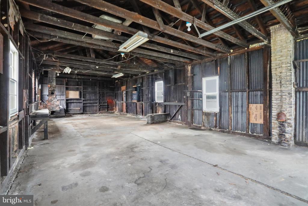 333 HONEYVILLE AVE, STANLEY, Virginia 22851, 3 Bedrooms Bedrooms, ,2 BathroomsBathrooms,Residential,333 HONEYVILLE AVE,VAPA2006196 MLS # VAPA2006196