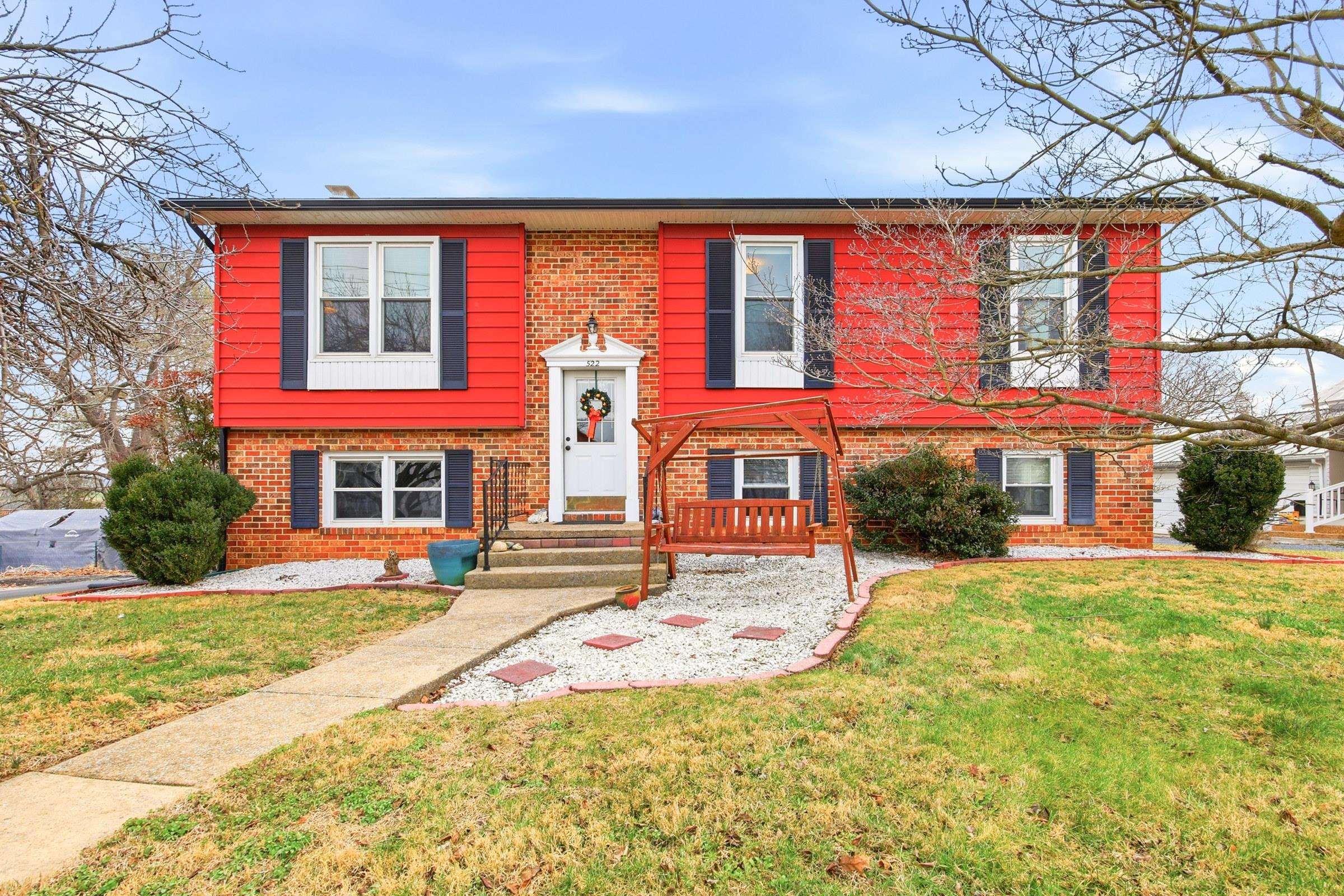 522 S MAIN ST, MOUNT CRAWFORD, Virginia 22841, 4 Bedrooms Bedrooms, ,3 BathroomsBathrooms,Residential,522 S MAIN ST,674332 MLS # 674332