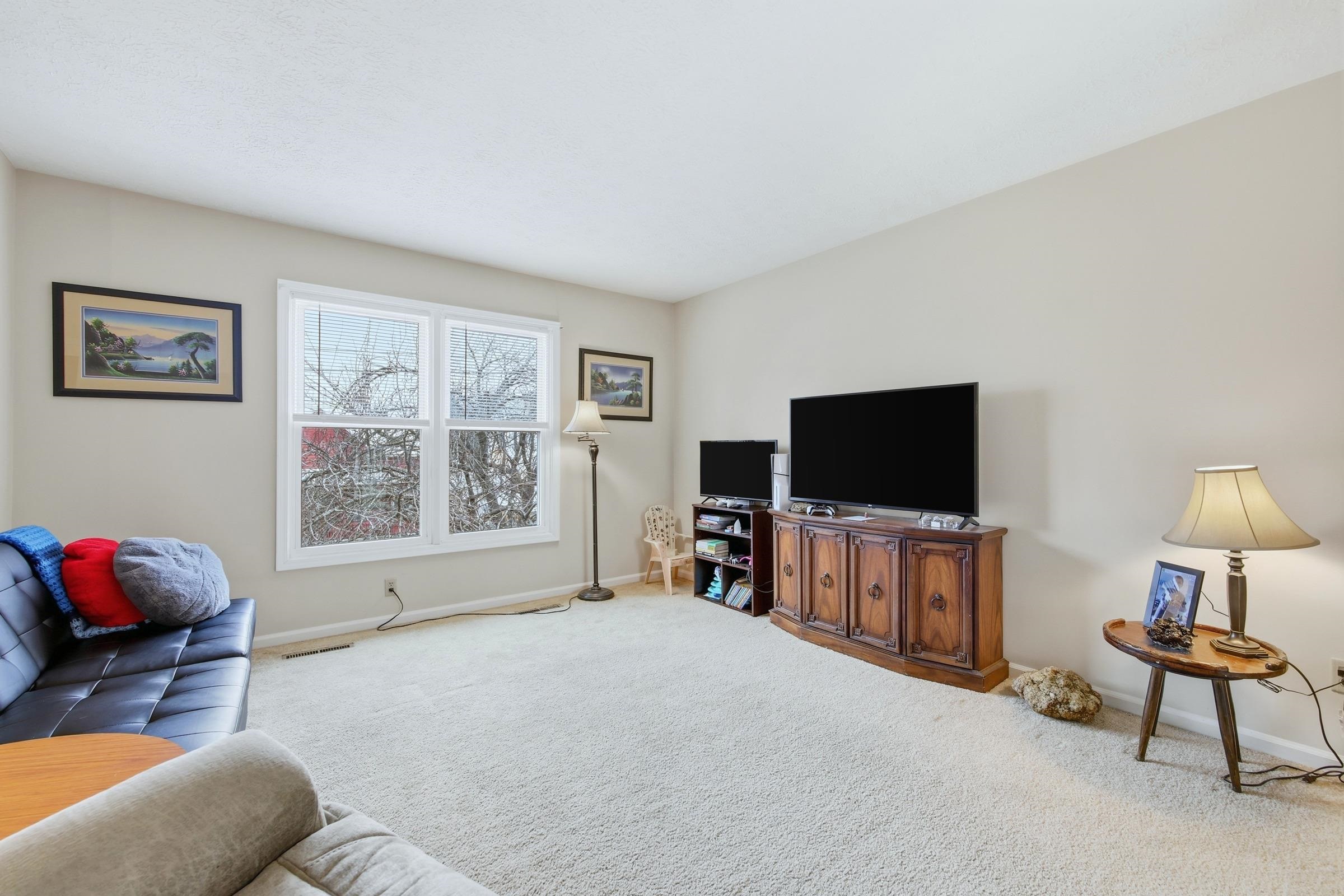 522 S MAIN ST, MOUNT CRAWFORD, Virginia 22841, 4 Bedrooms Bedrooms, ,3 BathroomsBathrooms,Residential,522 S MAIN ST,674332 MLS # 674332