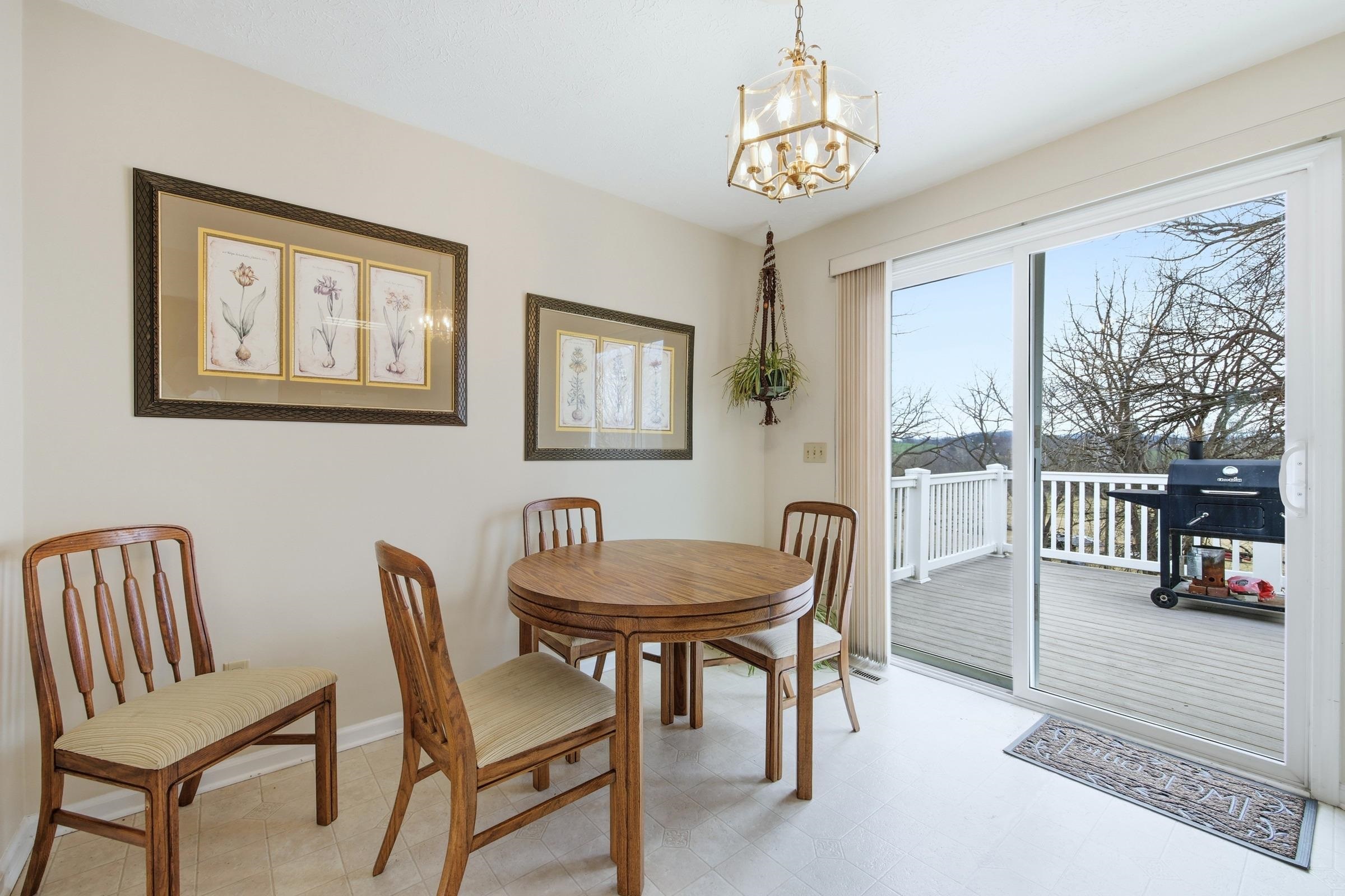 522 S MAIN ST, MOUNT CRAWFORD, Virginia 22841, 4 Bedrooms Bedrooms, ,3 BathroomsBathrooms,Residential,522 S MAIN ST,674332 MLS # 674332