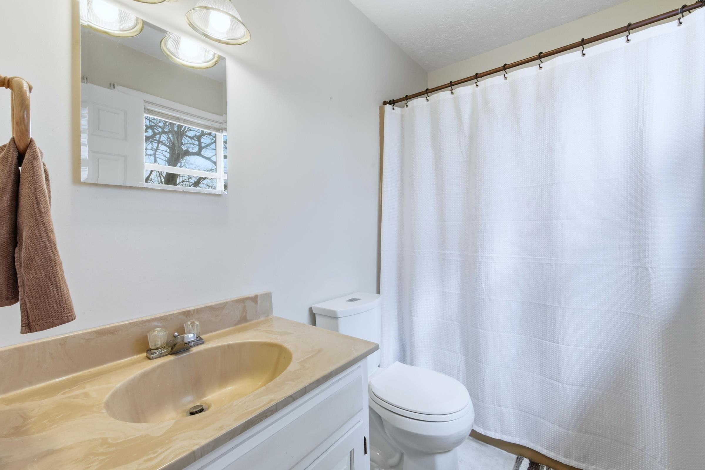 522 S MAIN ST, MOUNT CRAWFORD, Virginia 22841, 4 Bedrooms Bedrooms, ,3 BathroomsBathrooms,Residential,522 S MAIN ST,674332 MLS # 674332