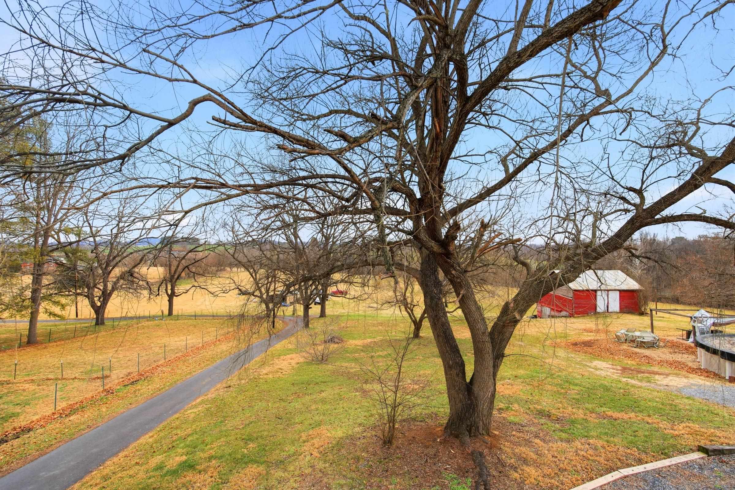 522 S MAIN ST, MOUNT CRAWFORD, Virginia 22841, 4 Bedrooms Bedrooms, ,3 BathroomsBathrooms,Residential,522 S MAIN ST,674332 MLS # 674332