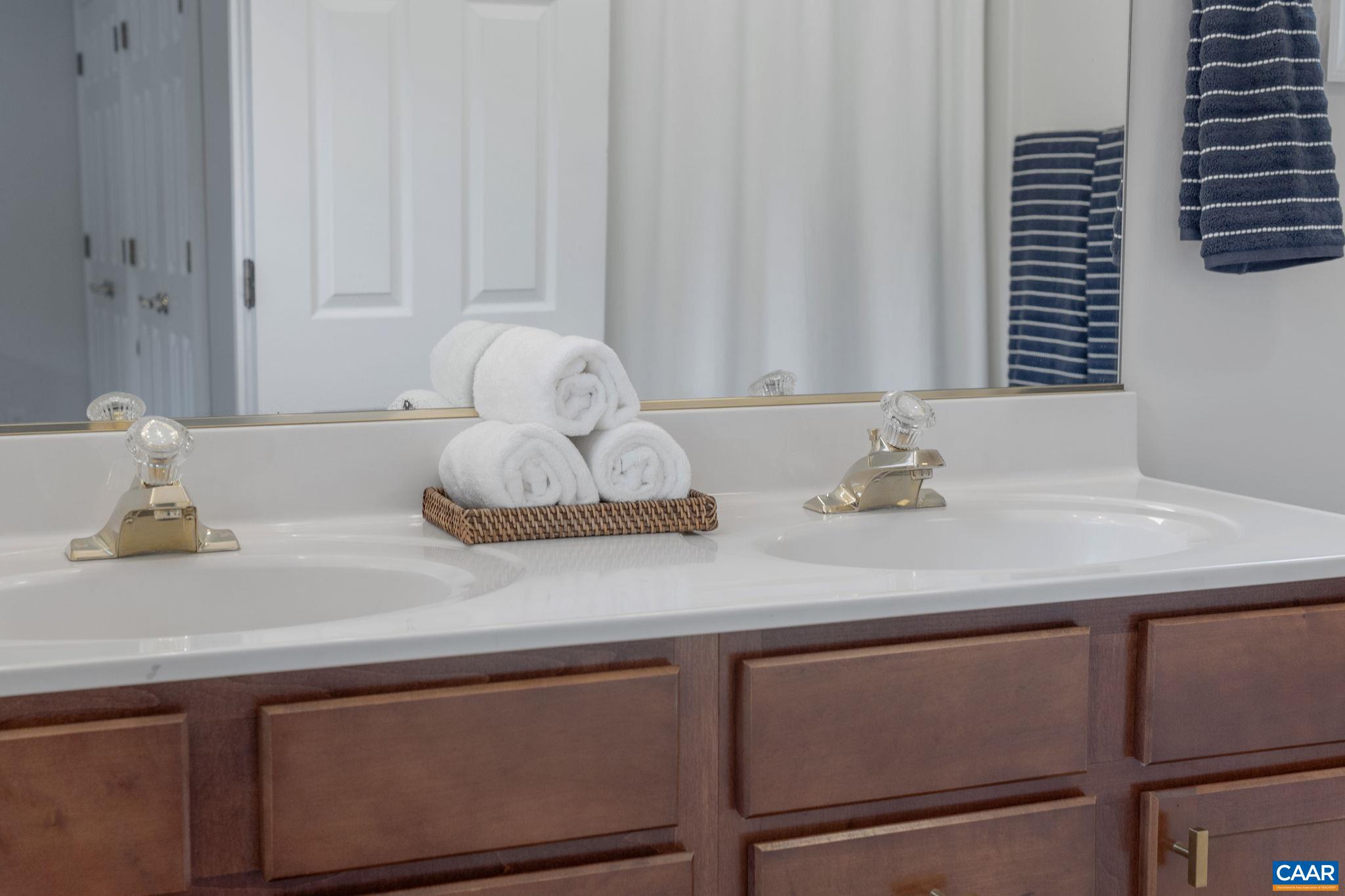 1131 RUSTIC WILLOW LN, CHARLOTTESVILLE, Virginia 22911, 3 Bedrooms Bedrooms, ,2 BathroomsBathrooms,Residential,1131 RUSTIC WILLOW LN,674620 MLS # 674620 1131 RUSTIC WILLOW LN, CHARLOTTESVILLE, Virginia 22911, 3 Bedrooms Bedrooms, ,2 BathroomsBathrooms,Residential,1131 RUSTIC WILLOW LN,674620 MLS # 674620