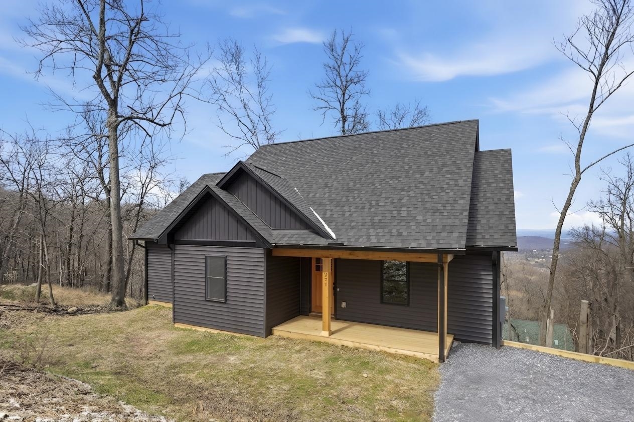 377 WINDY WAY, FRONT ROYAL, Virginia 22630, 3 Bedrooms Bedrooms, ,2 BathroomsBathrooms,Residential,377 WINDY WAY,674661 MLS # 674661 377 WINDY WAY, FRONT ROYAL, Virginia 22630, 3 Bedrooms Bedrooms, ,2 BathroomsBathrooms,Residential,377 WINDY WAY,674661 MLS # 674661