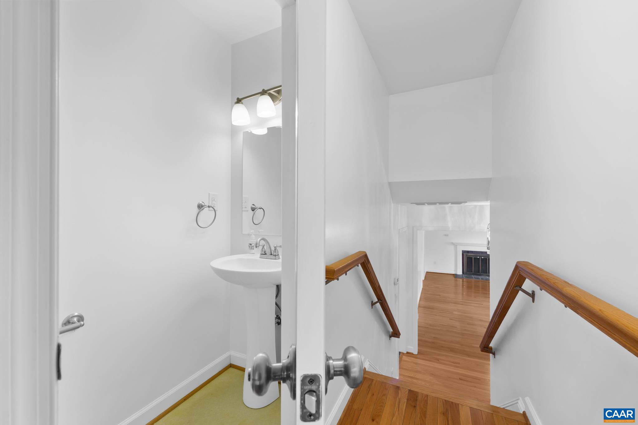 2513 HILLWOOD PL, CHARLOTTESVILLE, Virginia 22901, 4 Bedrooms Bedrooms, ,2 BathroomsBathrooms,Residential,2513 HILLWOOD PL,674662 MLS # 674662 2513 HILLWOOD PL, CHARLOTTESVILLE, Virginia 22901, 4 Bedrooms Bedrooms, ,2 BathroomsBathrooms,Residential,2513 HILLWOOD PL,674662 MLS # 674662