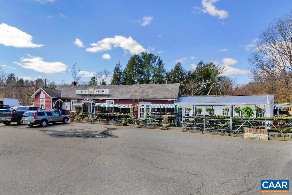 2708 GRAY FOX SPUR, CHARLOTTESVILLE, Virginia 22901, 4 Bedrooms Bedrooms, ,2 BathroomsBathrooms,Residential,Charming, turnkey 4 BR home in picturesque Ivy nei,2708 GRAY FOX SPUR,674845 MLS # 674845 2708 GRAY FOX SPUR, CHARLOTTESVILLE, Virginia 22901, 4 Bedrooms Bedrooms, ,2 BathroomsBathrooms,Residential,Charming, turnkey 4 BR home in picturesque Ivy nei,2708 GRAY FOX SPUR,674845 MLS # 674845