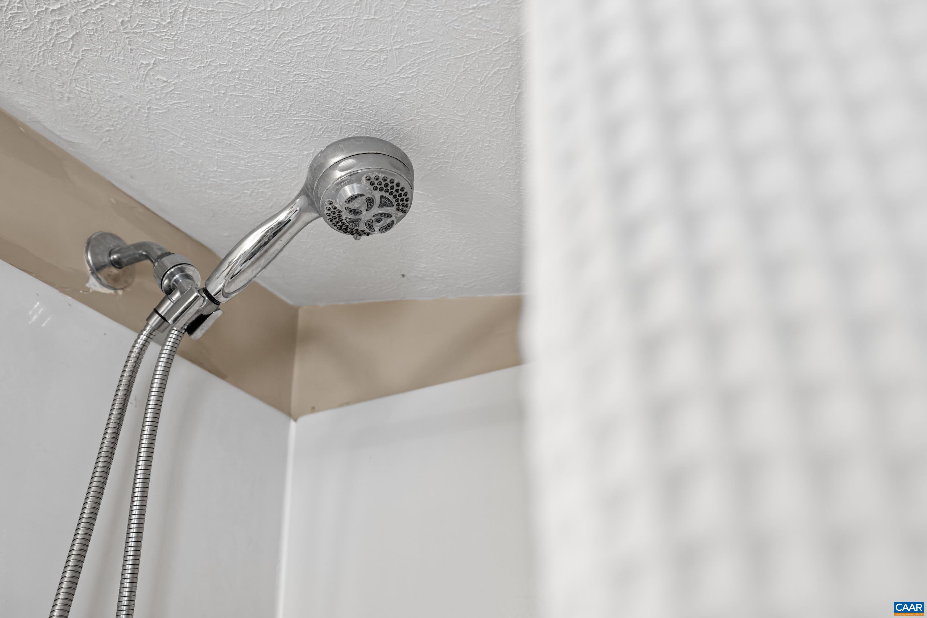 276 E 29TH ST, BUENA VISTA, Virginia 24416, 3 Bedrooms Bedrooms, ,1 BathroomBathrooms,Residential,276 E 29TH ST,674853 MLS # 674853