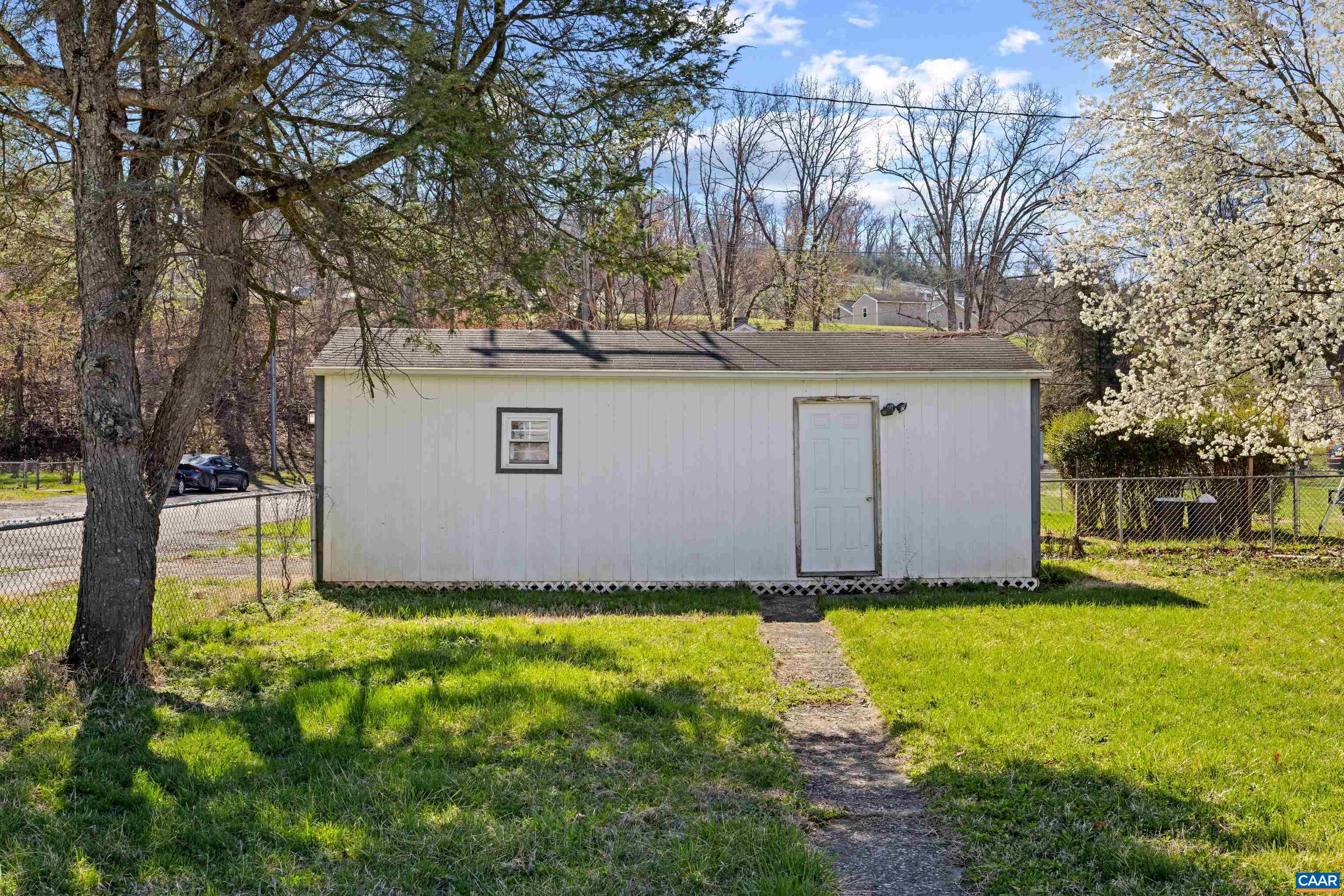 276 E 29TH ST, BUENA VISTA, Virginia 24416, 3 Bedrooms Bedrooms, ,1 BathroomBathrooms,Residential,276 E 29TH ST,674853 MLS # 674853