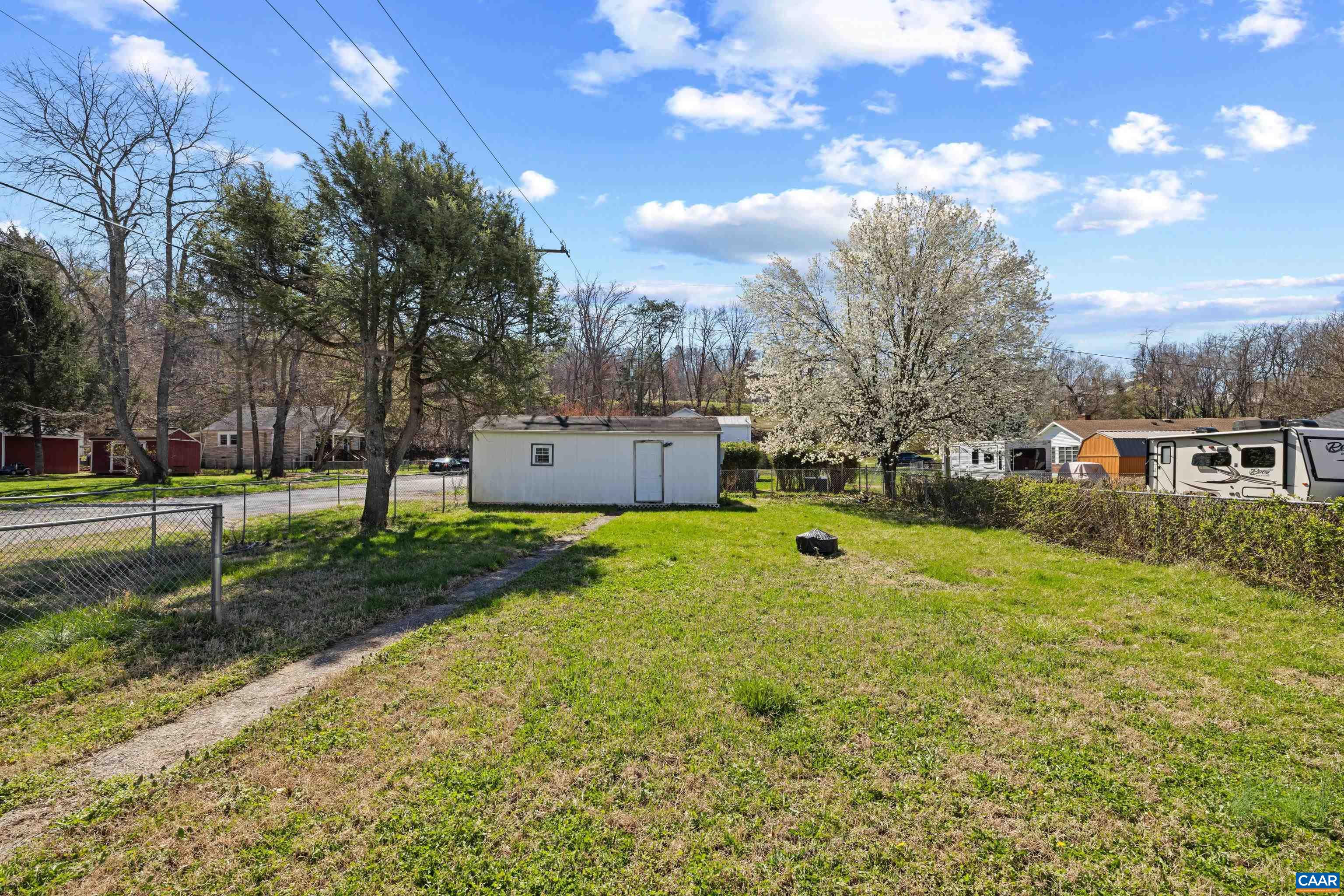 276 E 29TH ST, BUENA VISTA, Virginia 24416, 3 Bedrooms Bedrooms, ,1 BathroomBathrooms,Residential,276 E 29TH ST,674853 MLS # 674853