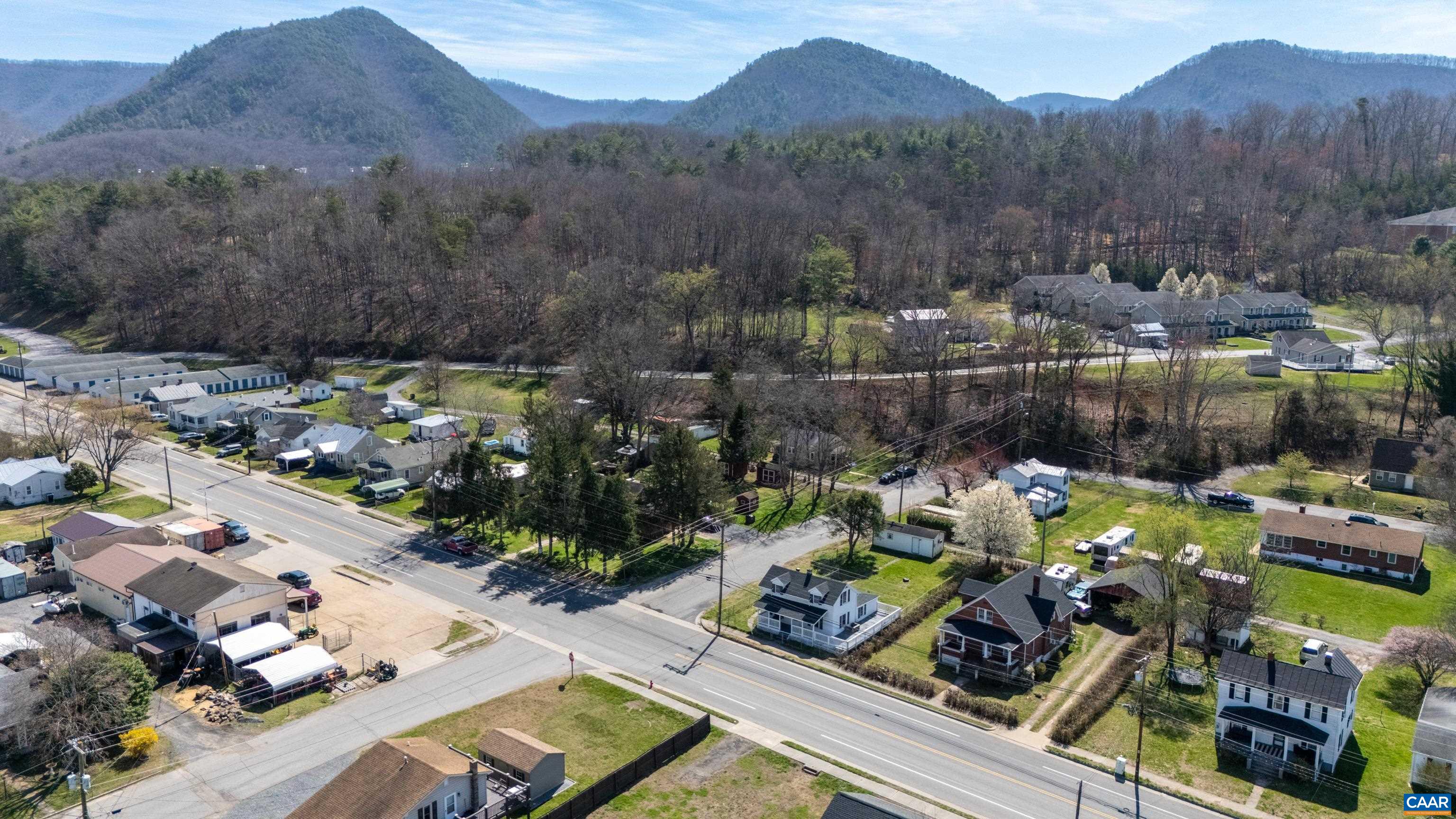 276 E 29TH ST, BUENA VISTA, Virginia 24416, 3 Bedrooms Bedrooms, ,1 BathroomBathrooms,Residential,276 E 29TH ST,674853 MLS # 674853