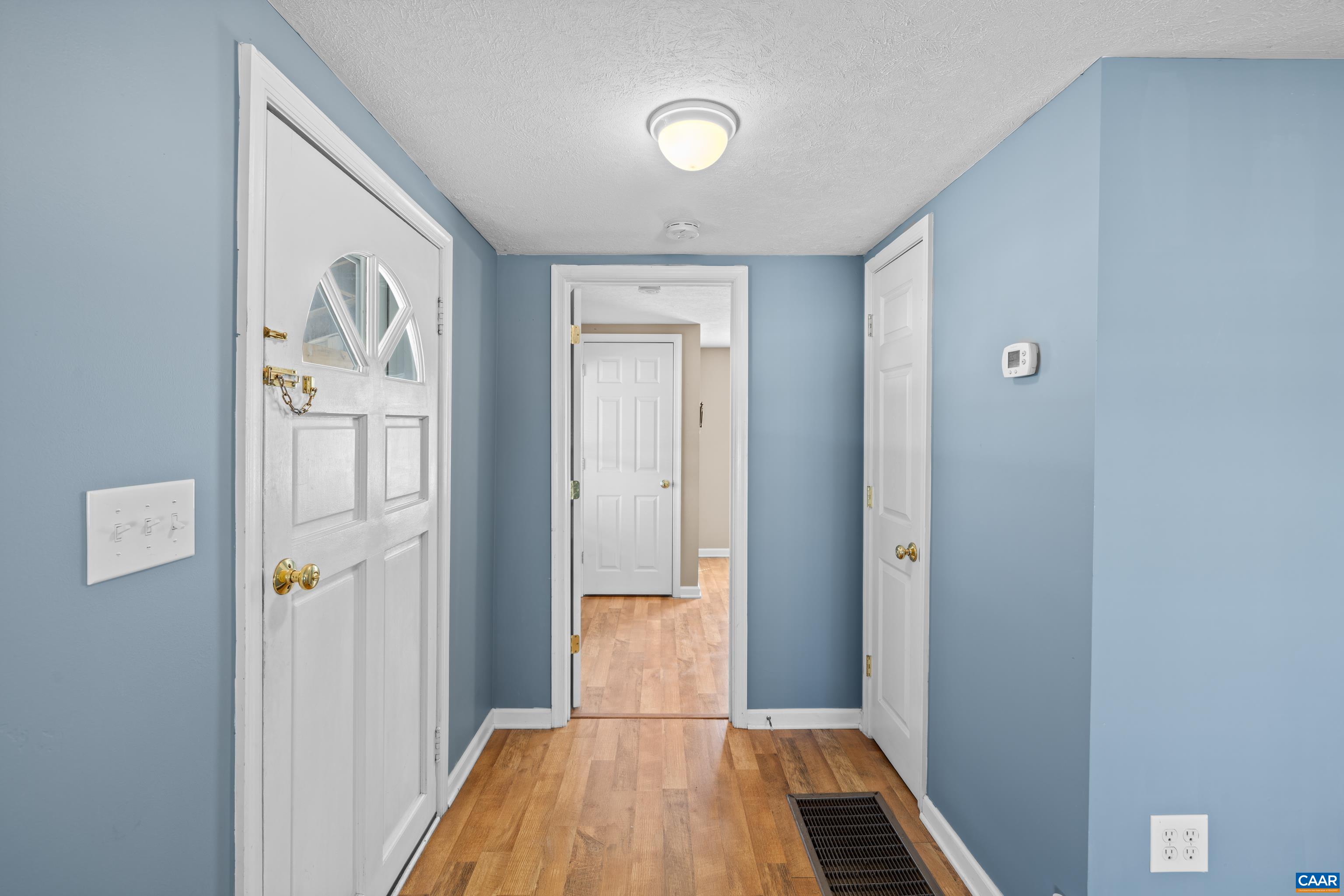 276 E 29TH ST, BUENA VISTA, Virginia 24416, 3 Bedrooms Bedrooms, ,1 BathroomBathrooms,Residential,276 E 29TH ST,674853 MLS # 674853