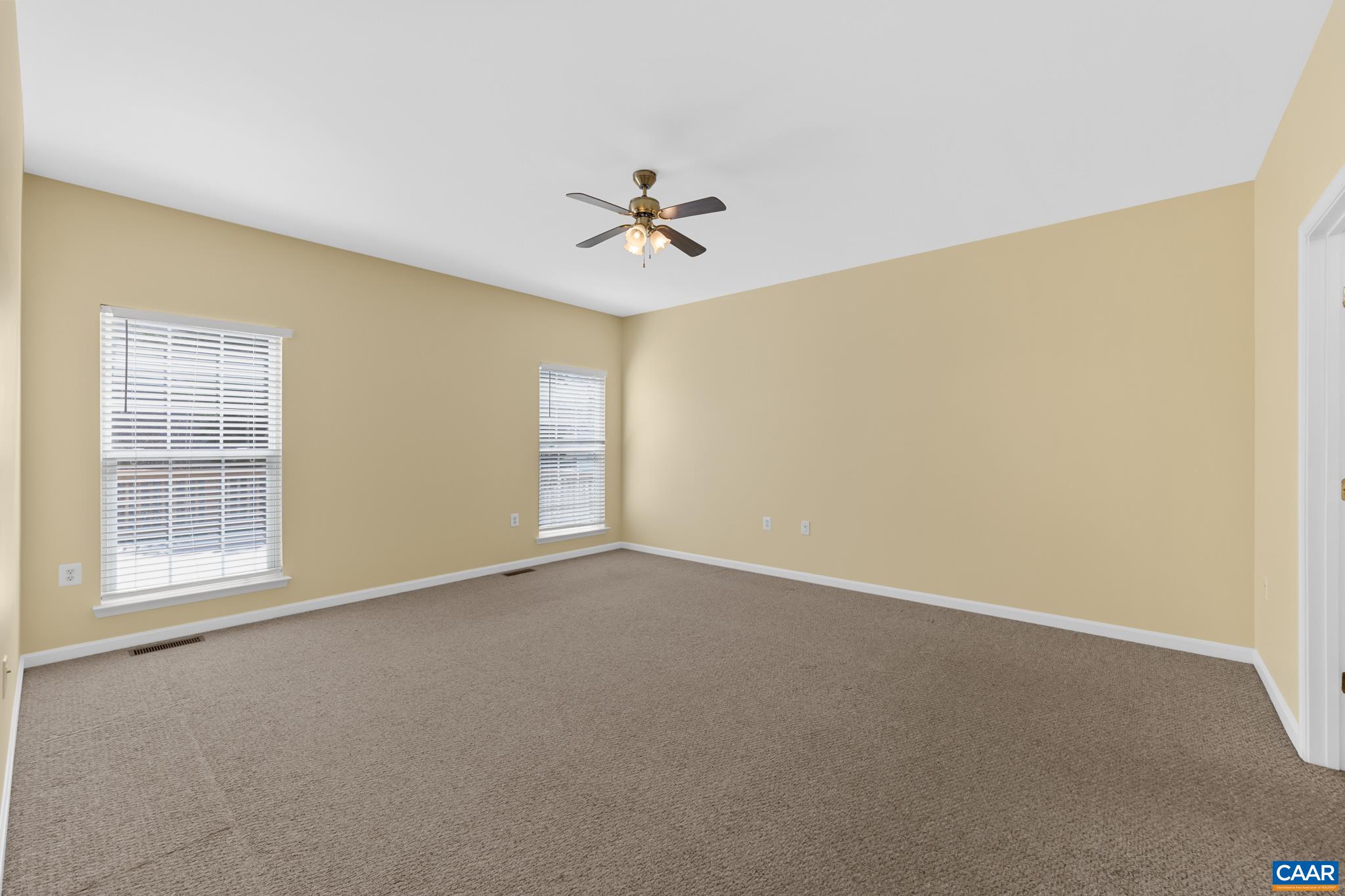 There is room for all your furniture in this spacious room There is room for all your furniture in this spacious room