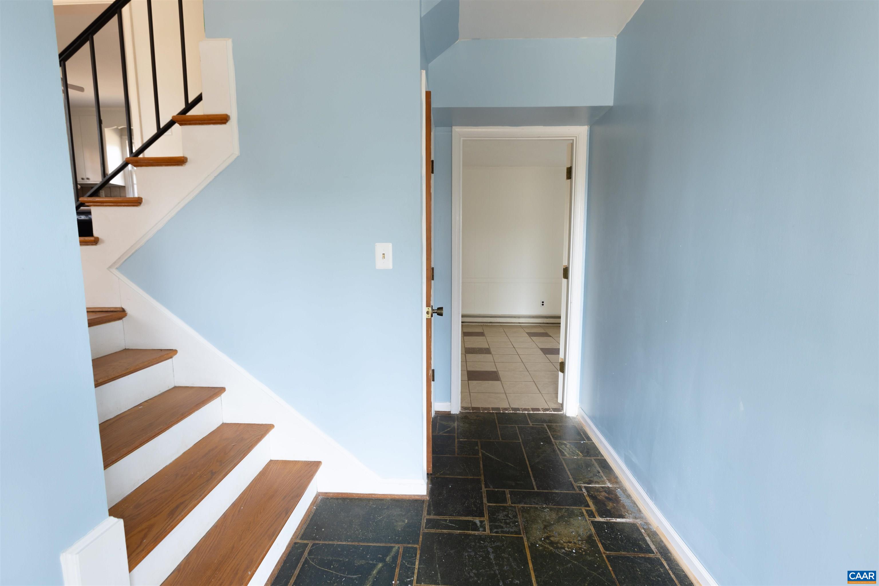 1213 CUTLER LN, CHARLOTTESVILLE, Virginia 22901, 3 Bedrooms Bedrooms, ,2 BathroomsBathrooms,Residential,1213 CUTLER LN,674971 MLS # 674971 1213 CUTLER LN, CHARLOTTESVILLE, Virginia 22901, 3 Bedrooms Bedrooms, ,2 BathroomsBathrooms,Residential,1213 CUTLER LN,674971 MLS # 674971