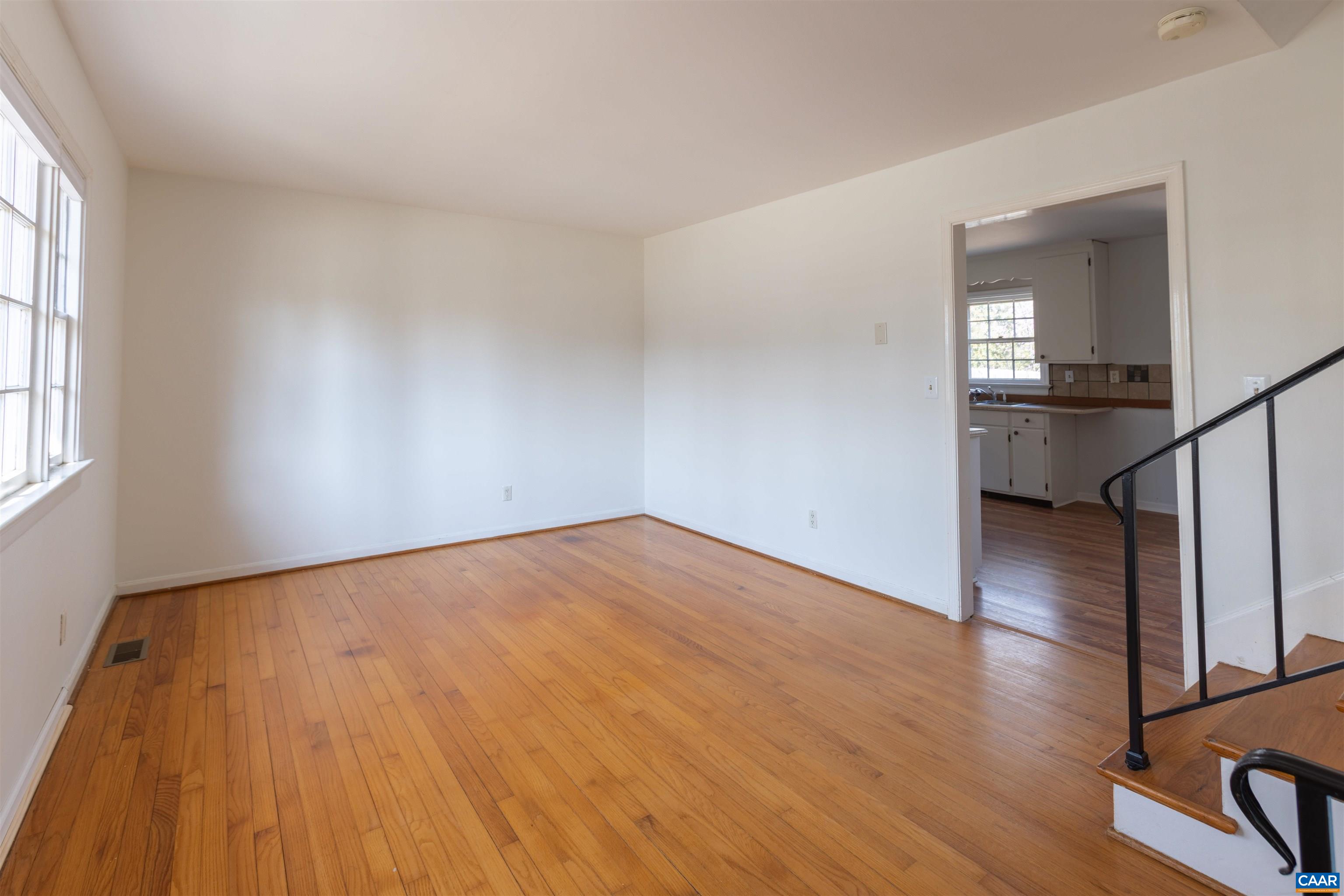 1213 CUTLER LN, CHARLOTTESVILLE, Virginia 22901, 3 Bedrooms Bedrooms, ,2 BathroomsBathrooms,Residential,1213 CUTLER LN,674971 MLS # 674971 1213 CUTLER LN, CHARLOTTESVILLE, Virginia 22901, 3 Bedrooms Bedrooms, ,2 BathroomsBathrooms,Residential,1213 CUTLER LN,674971 MLS # 674971